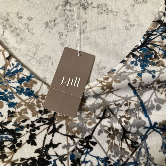 J Jill lightweight v-neck pullover shirt soft velvet top size LP Large Petite - Picture 7 of 12